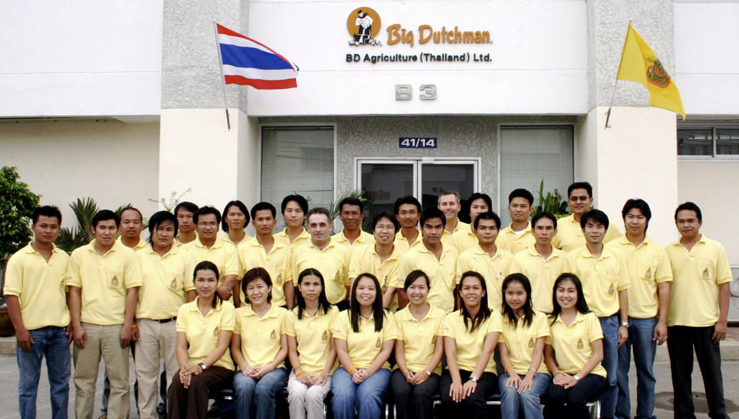 2001: Chinh phục Thái Lan